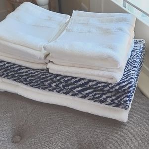 Ralph Lauren towel set